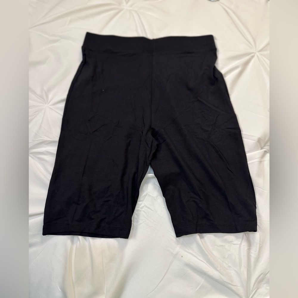 Collusion by ASOS Legging Shorts 4 R